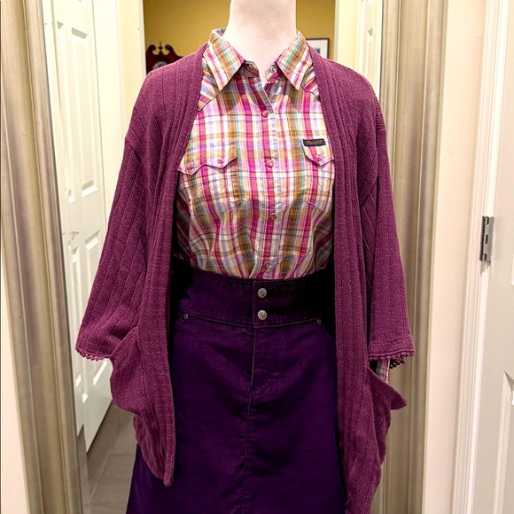 Urban Outfitters purple Cardigan 97% Cotton 3% spandex size Medium lightweight - Picture 1 of 6